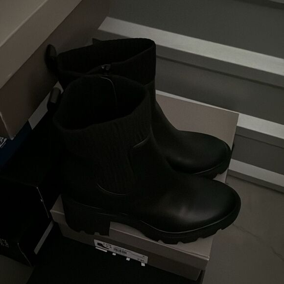 Bar III Versuz Lug-Sole Booties - Picture 6 of 7